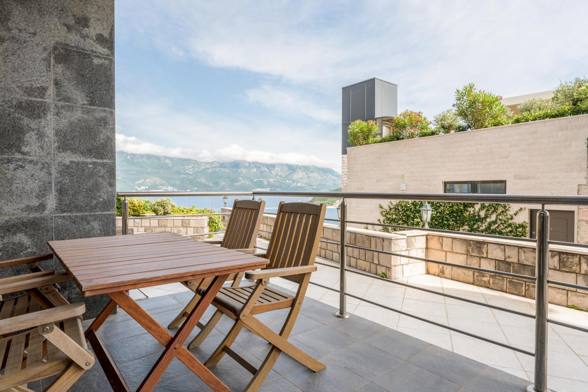 Vidikovac Marble House Apartment Budva Bagian luar foto